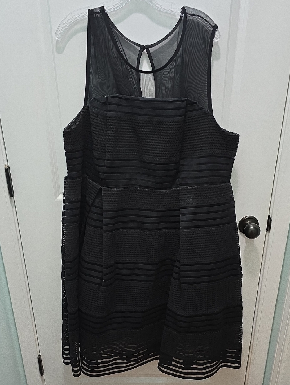 Torrid Black Sleeveless Fit-and-Flare Midi Dress Size 24